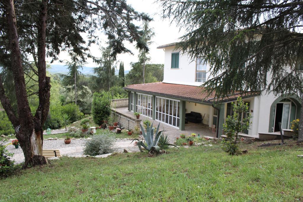 Bed And Breakfast Romantica Evasione Sutri Exterior foto