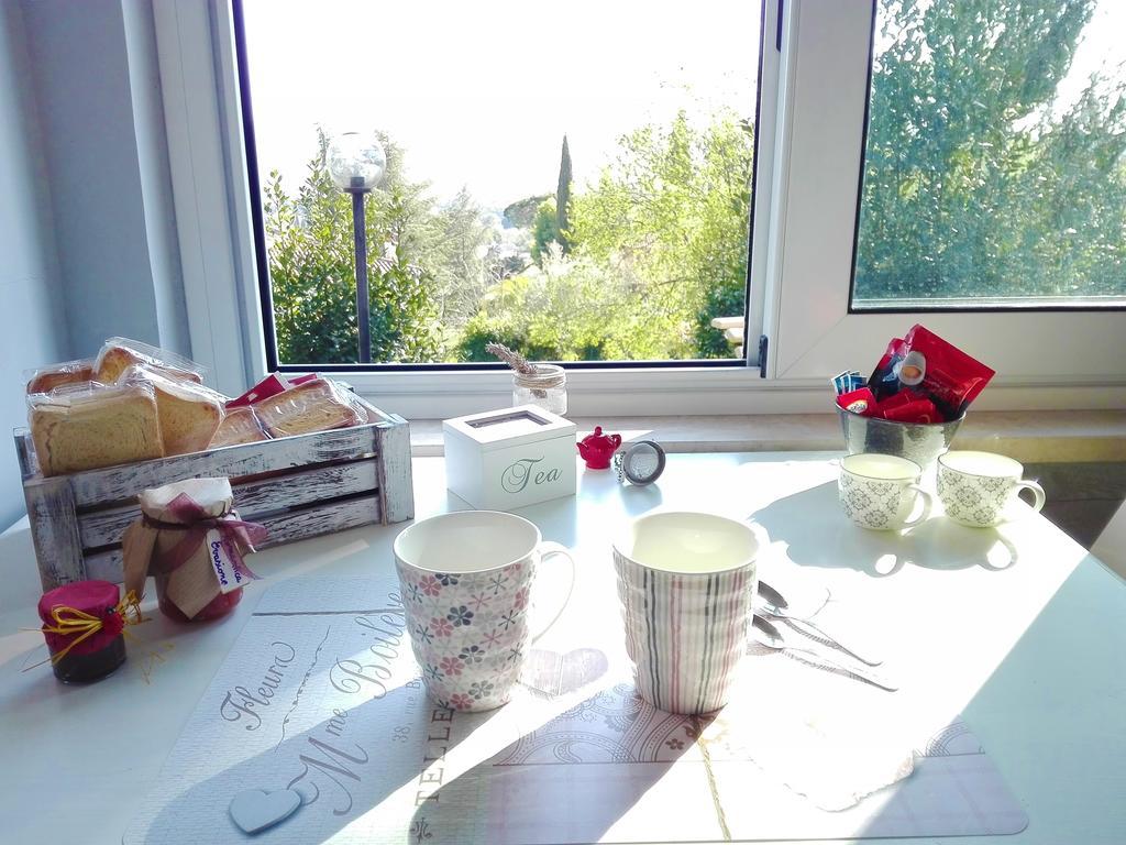 Bed And Breakfast Romantica Evasione Sutri Exterior foto