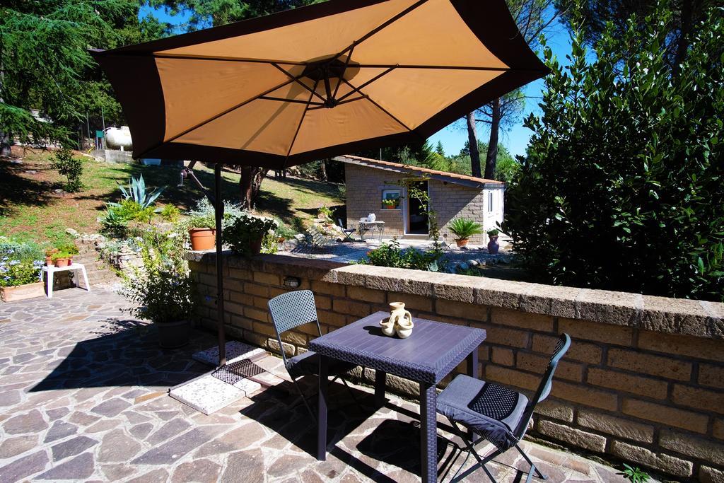 Bed And Breakfast Romantica Evasione Sutri Exterior foto