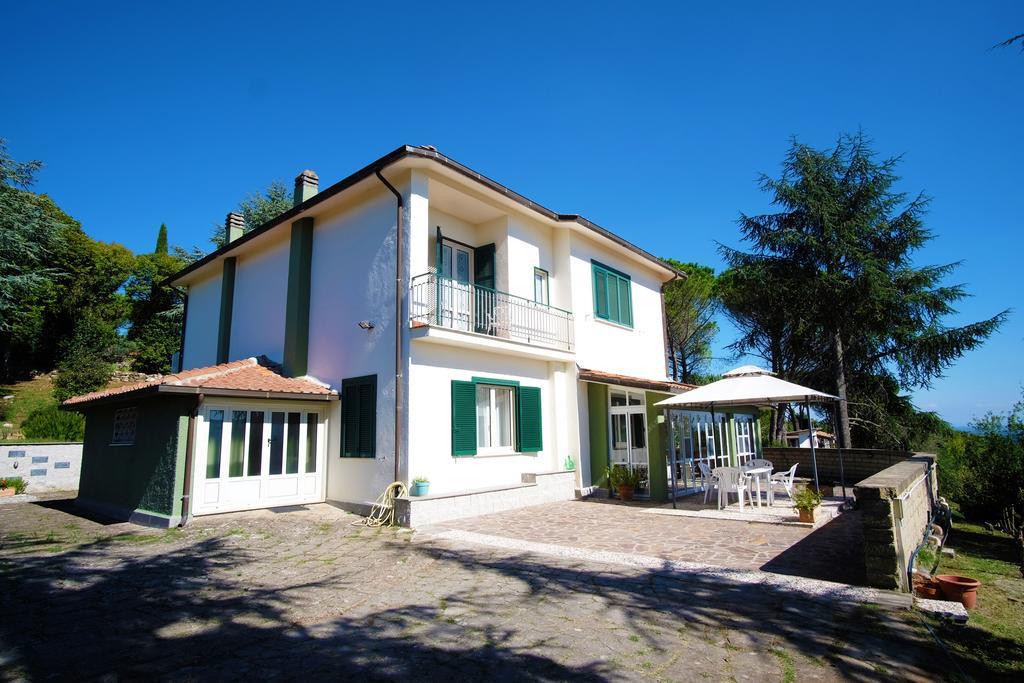 Bed And Breakfast Romantica Evasione Sutri Exterior foto